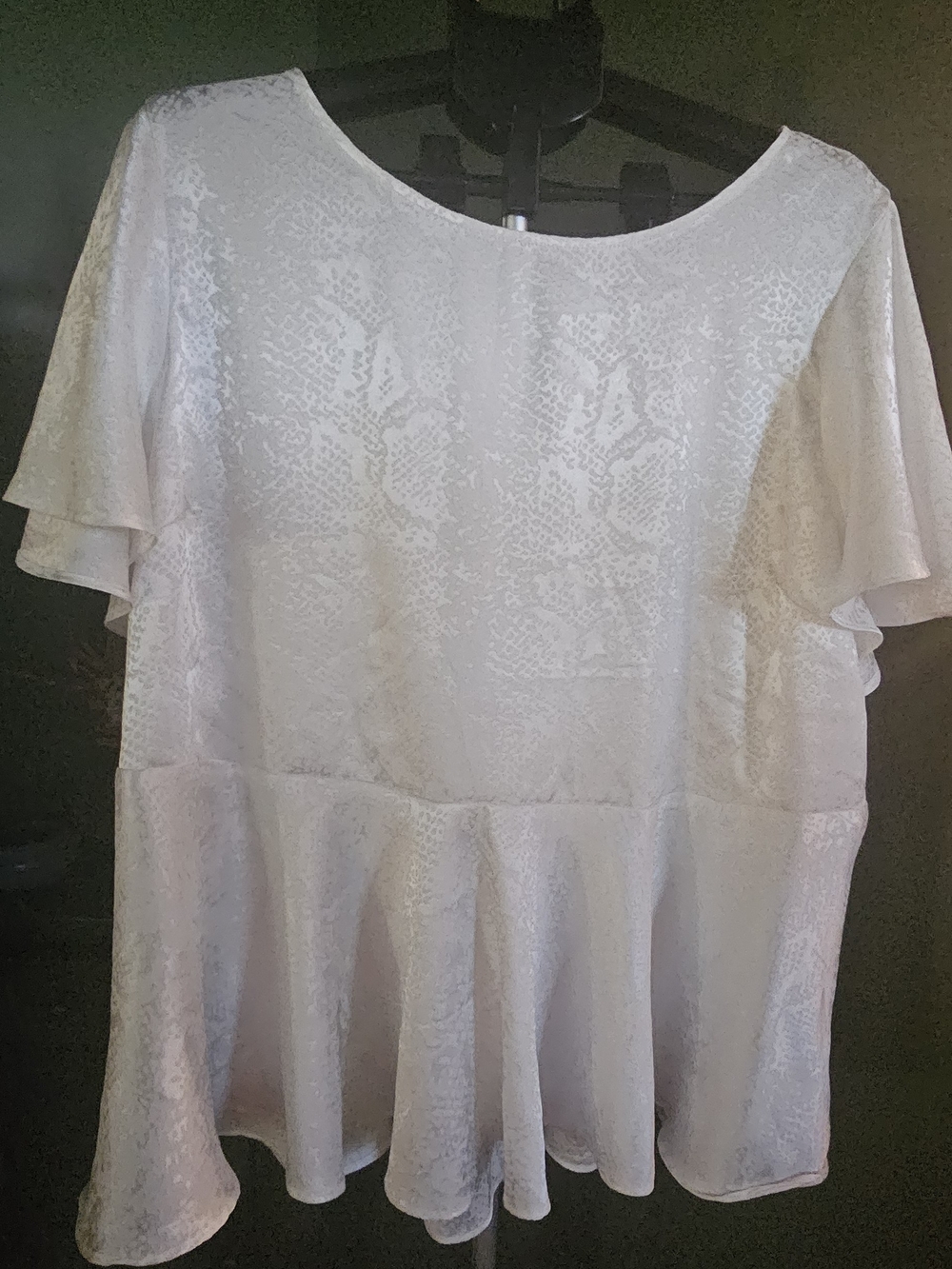 Torrid White Peplum Flutter Sleeve Blouse
